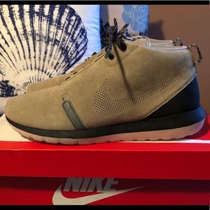 Nike Rosherun sneakerboot, used, size 11